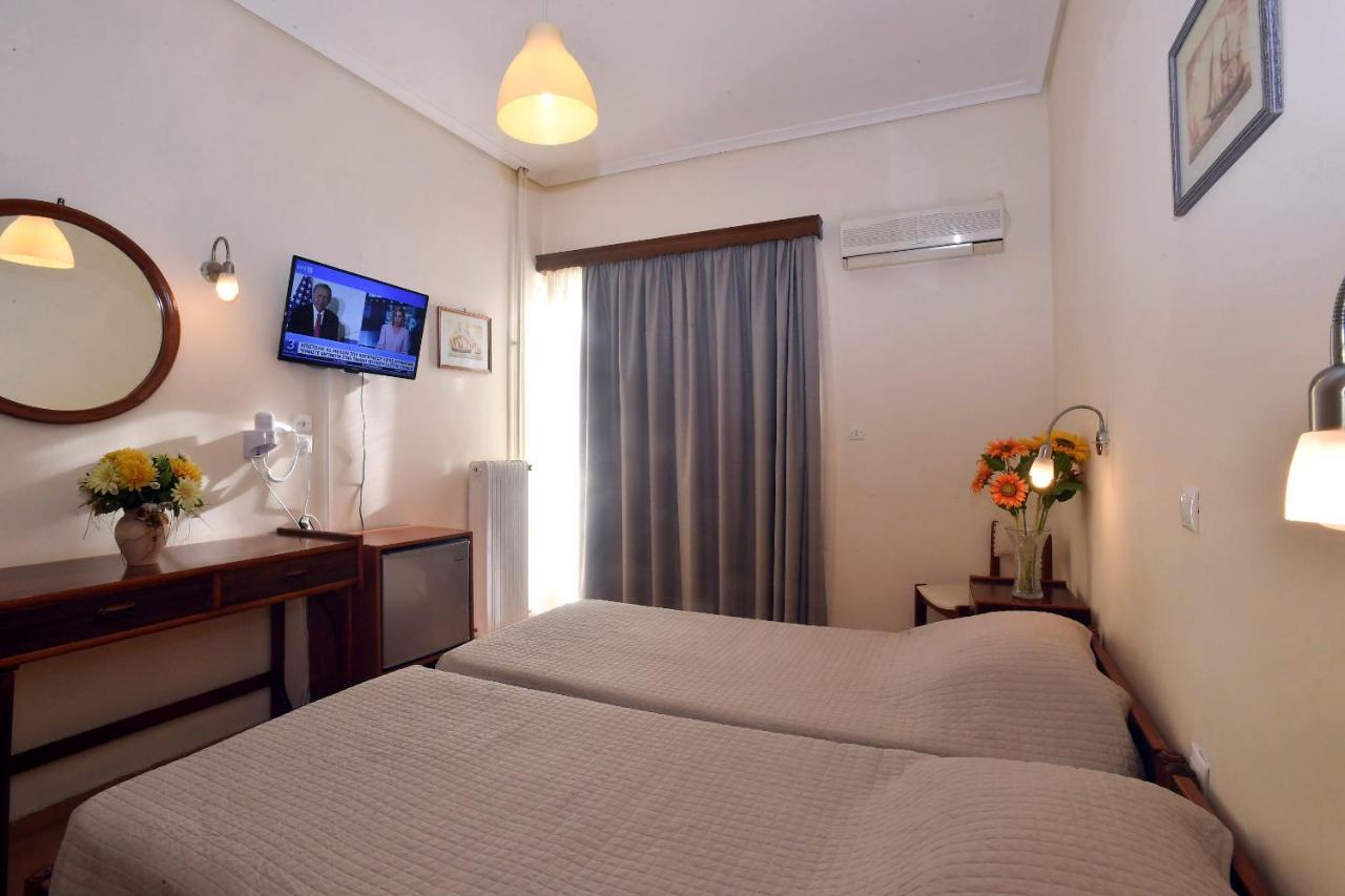 Siagas Beach Hotel Agioi Theodoroi Ngoại thất bức ảnh