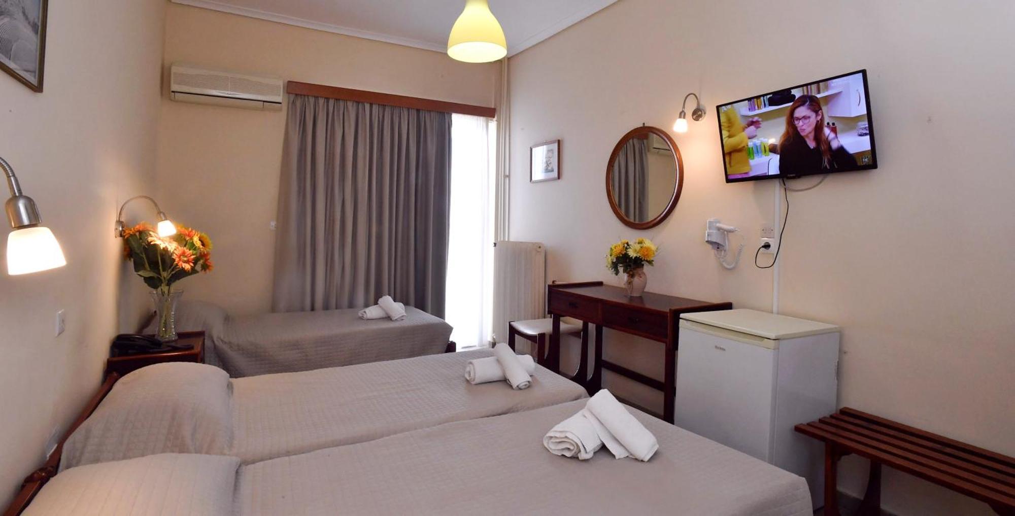 Siagas Beach Hotel Agioi Theodoroi Ngoại thất bức ảnh