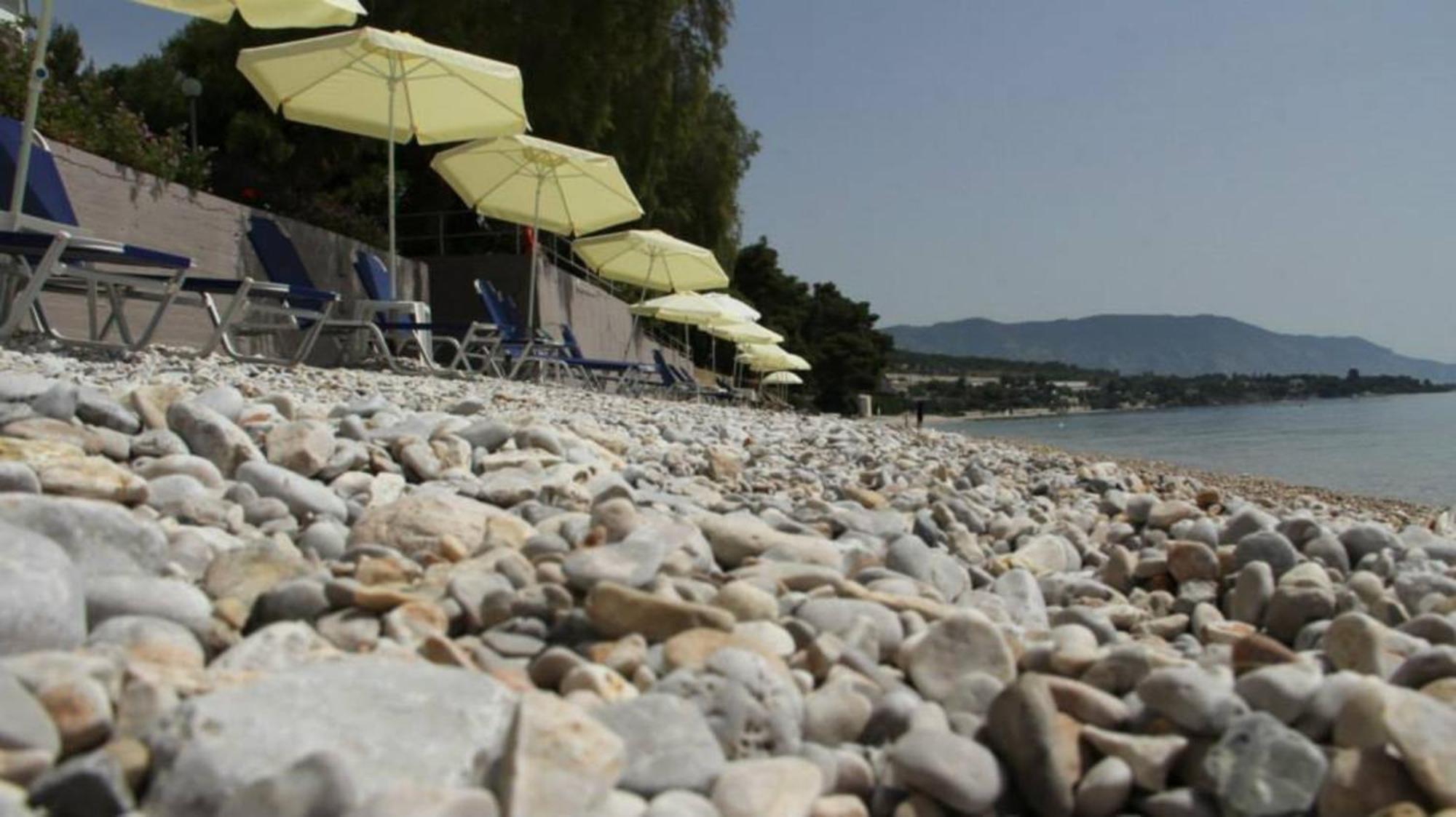 Siagas Beach Hotel Agioi Theodoroi Ngoại thất bức ảnh